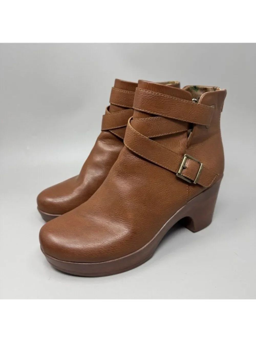 B.O.C By Born Womens Size 9.5 Briley Brown Rear Zip Heeled Booties Boots